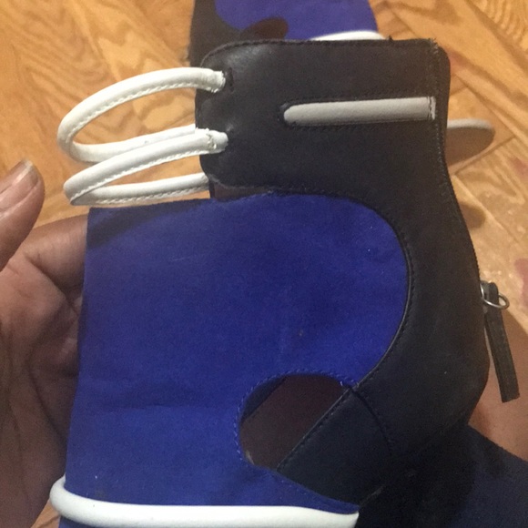 Shoes - Picture 3 of 5